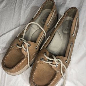 Sperry Angelfish Boat Shoes in Linen/Oat Size 9